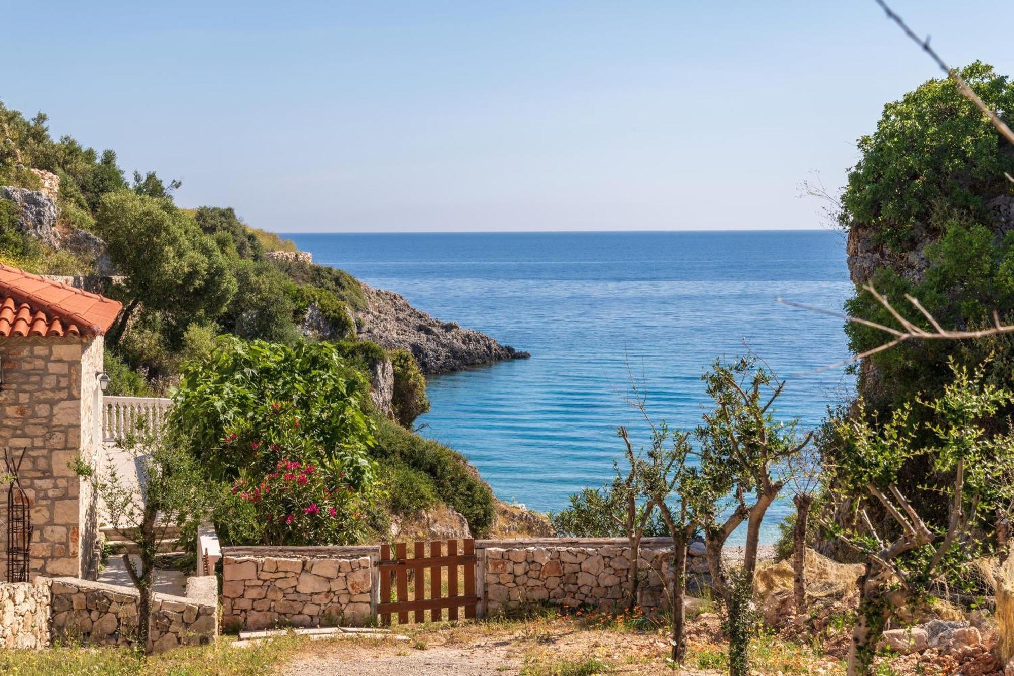 Mikro Nisi & Agios Nikolaos (Zakynthos)