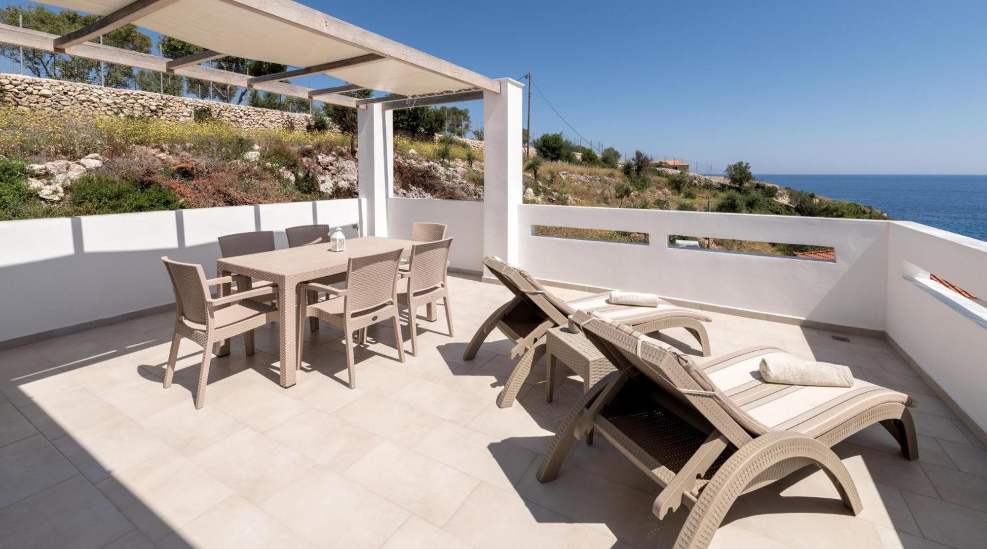 Mikro Nisi & Agios Nikolaos (Zakynthos)