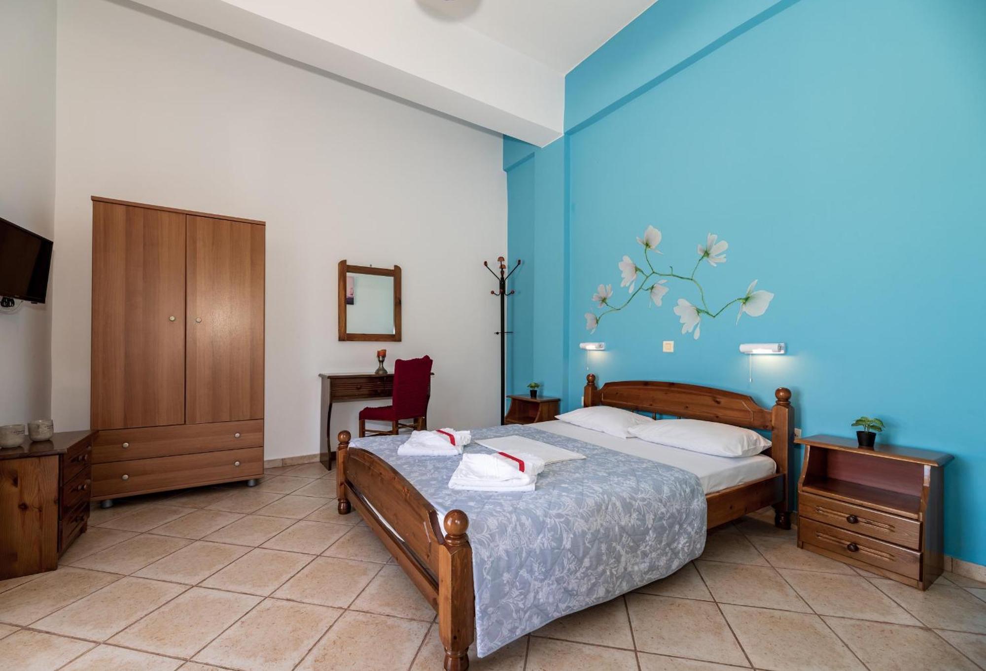 Apartment Mikro Nisi & *